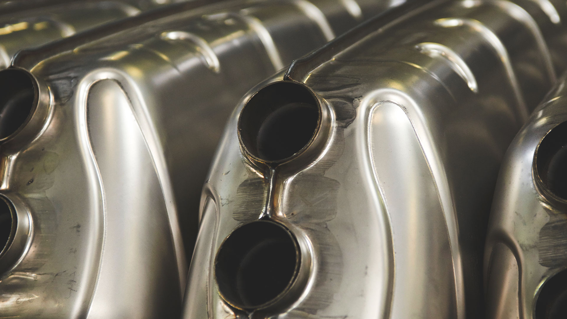 https://www.heritagewastesolutions.com/wp-content/uploads/2022/03/auto_parts_retailer.jpg