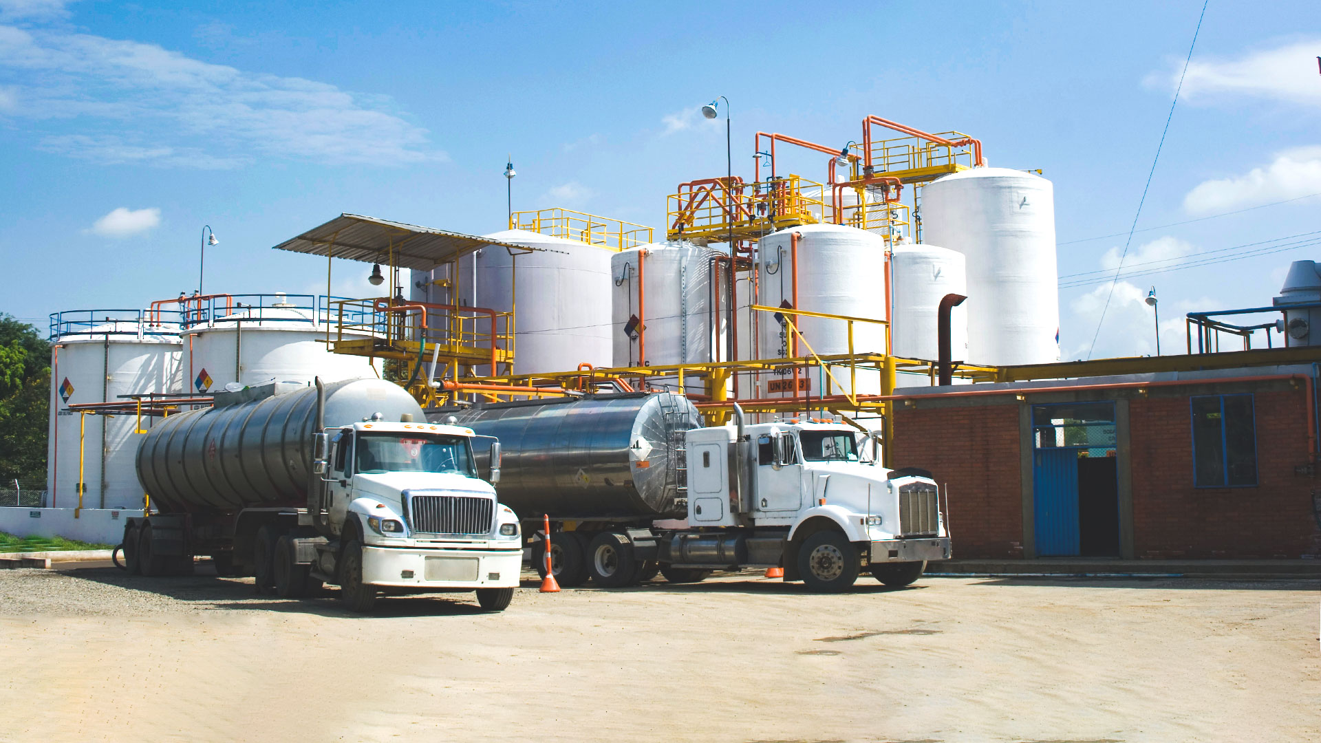 https://www.heritagewastesolutions.com/wp-content/uploads/2022/03/fortune_50_chemical_company.jpg