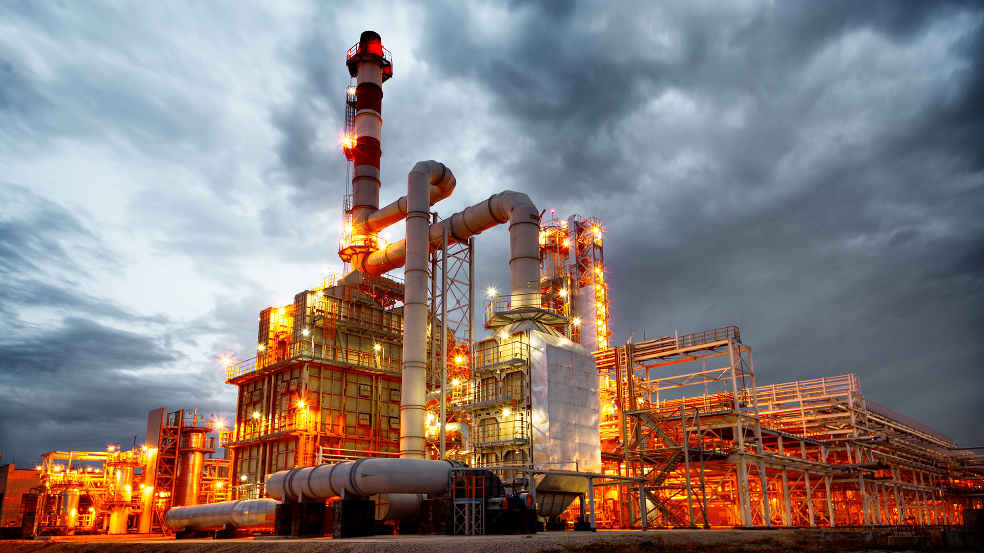 https://www.heritagewastesolutions.com/wp-content/uploads/2022/03/oil_and_gas_company.jpg