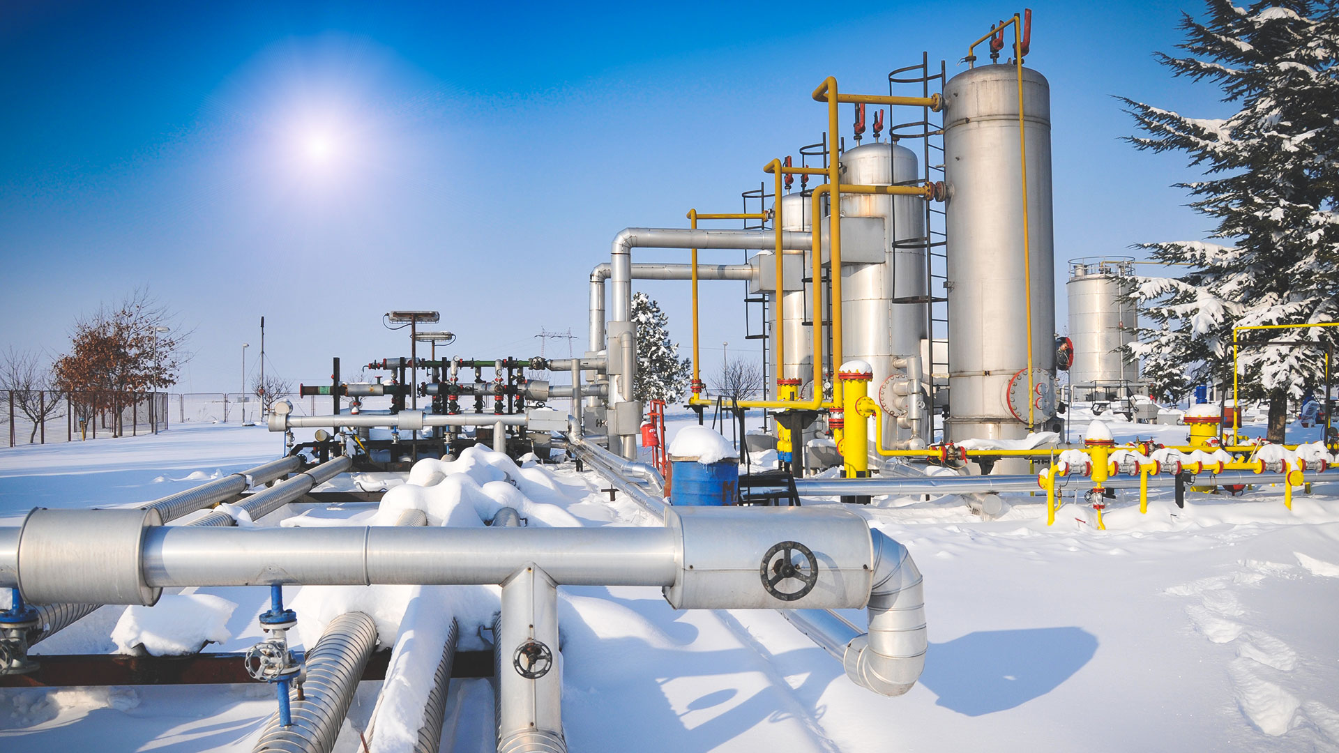 https://www.heritagewastesolutions.com/wp-content/uploads/2022/03/oil_and_gas_multinational.jpg